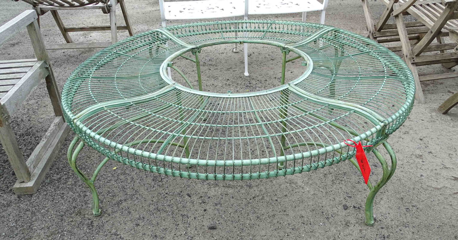 Metal Tree Bench (1 of 3)