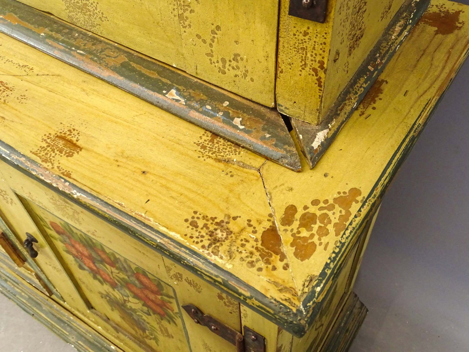 French Style Wall Cupboard - 7