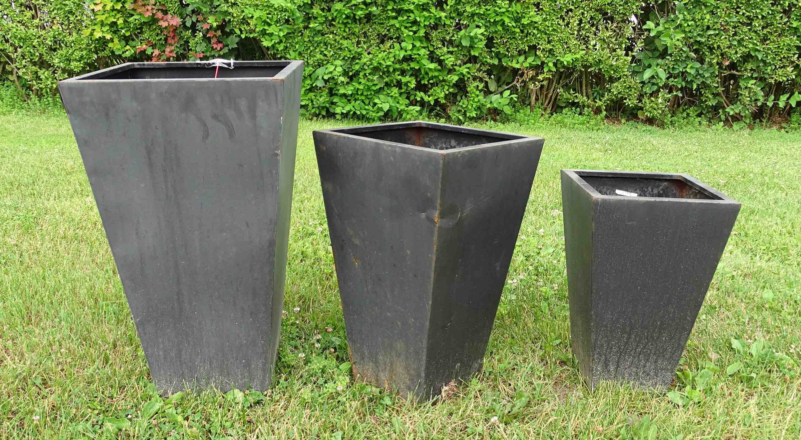 Set of Nesting Planters: Set of (3) nesting tin planters. Largest 15" W., 26" Ht..
