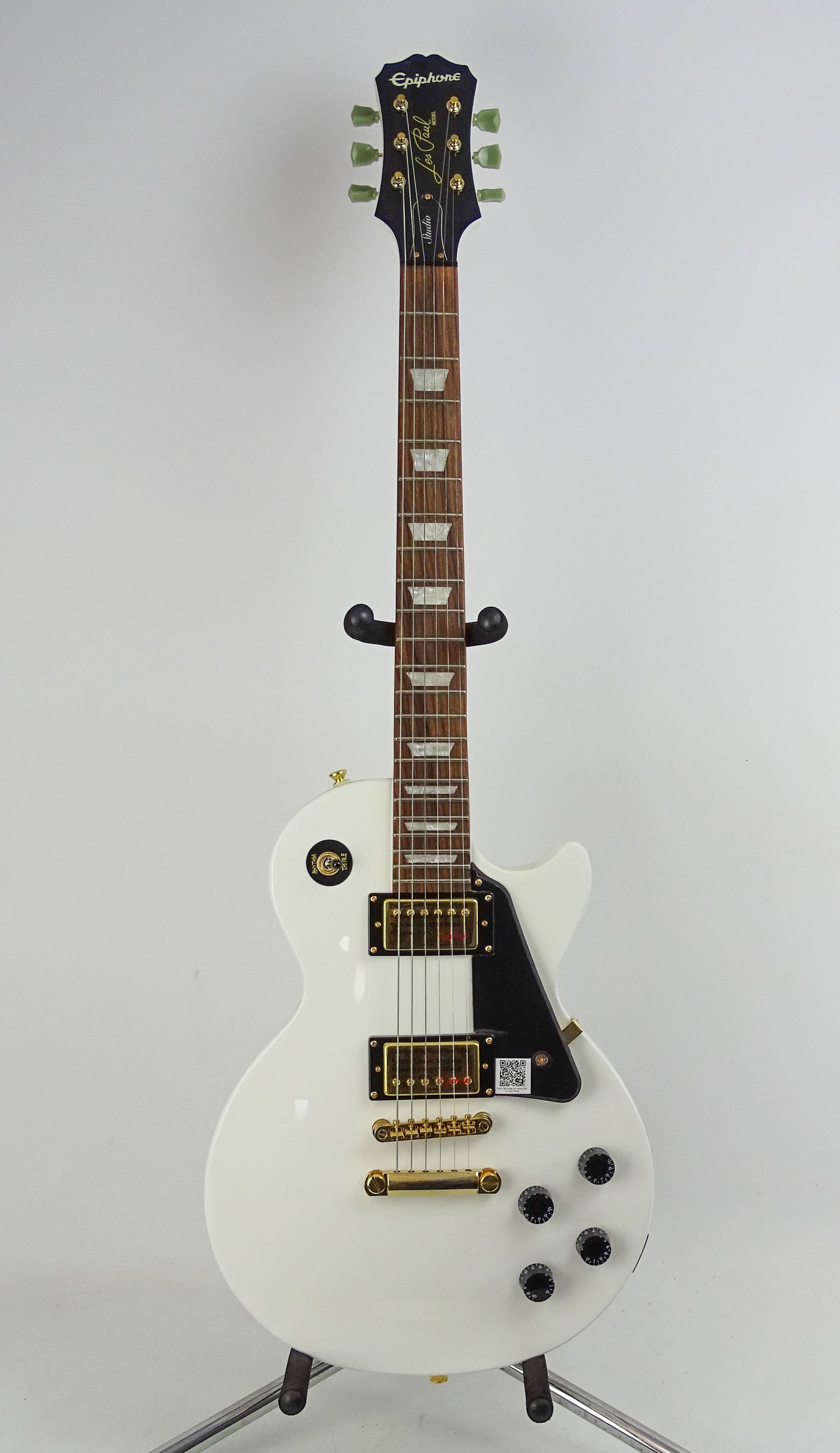 Epiphone Les Paul Studio Guitar: Epiphone Les Paul Model Studio electric guitar. SN#19051526265. Made in China. Unused condition. Comes with gig bag.