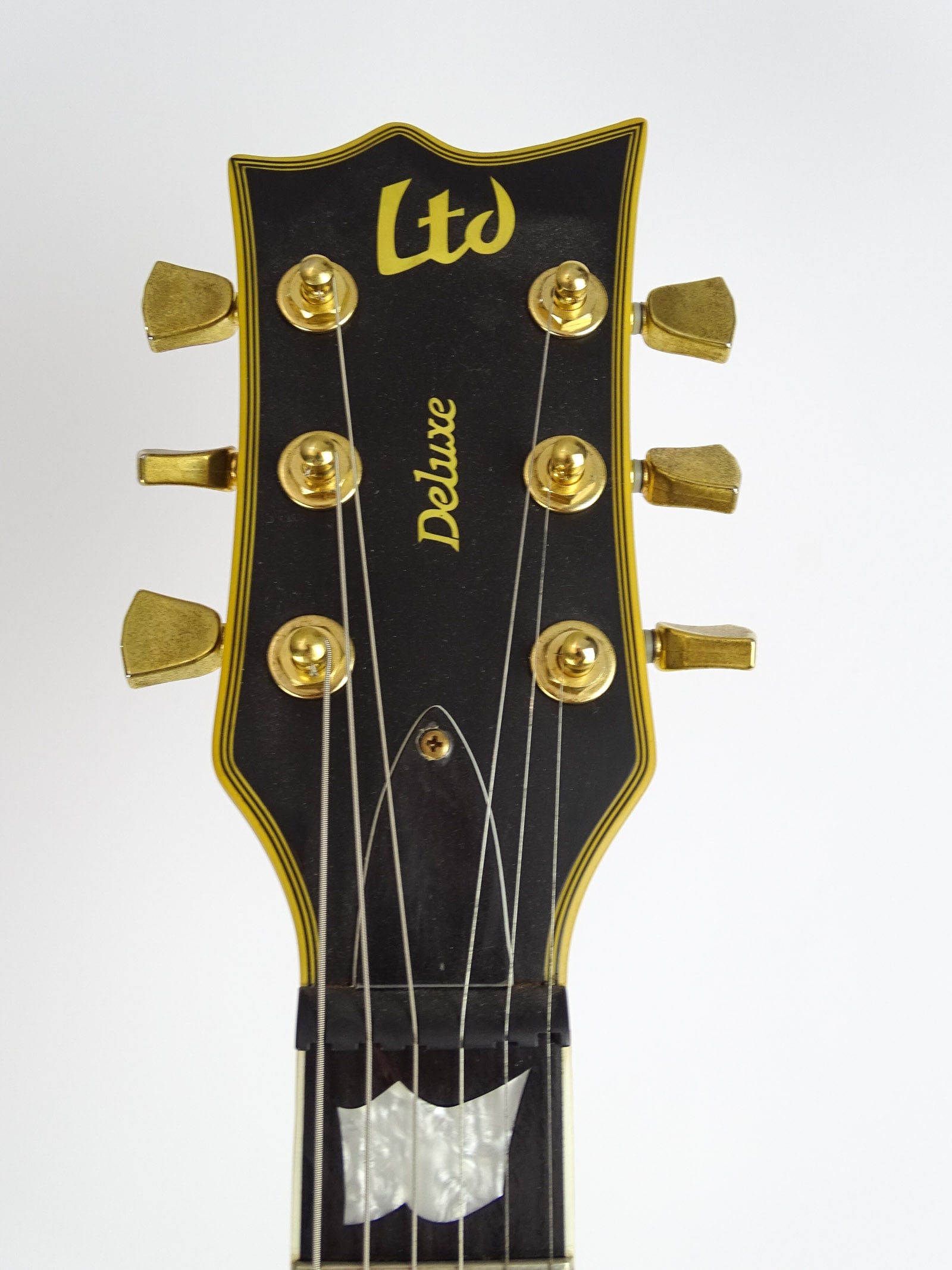 ESP LTD EC-1000 Guitar - 2
