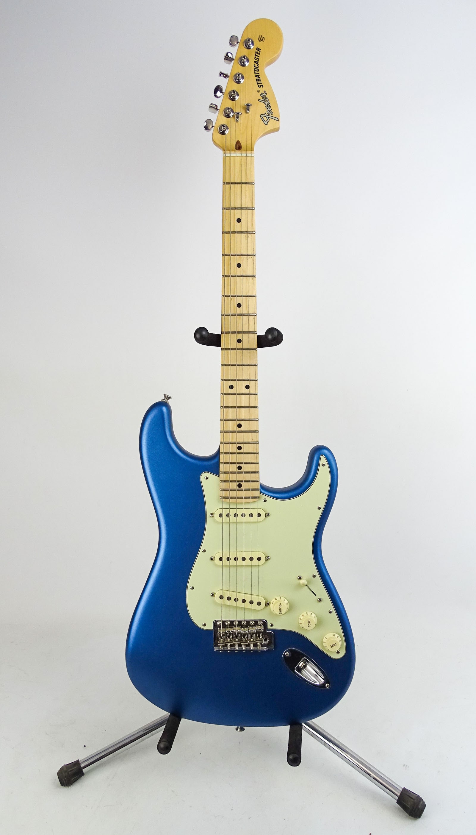 Fender Stratocaster Guitar (1 of 11)
