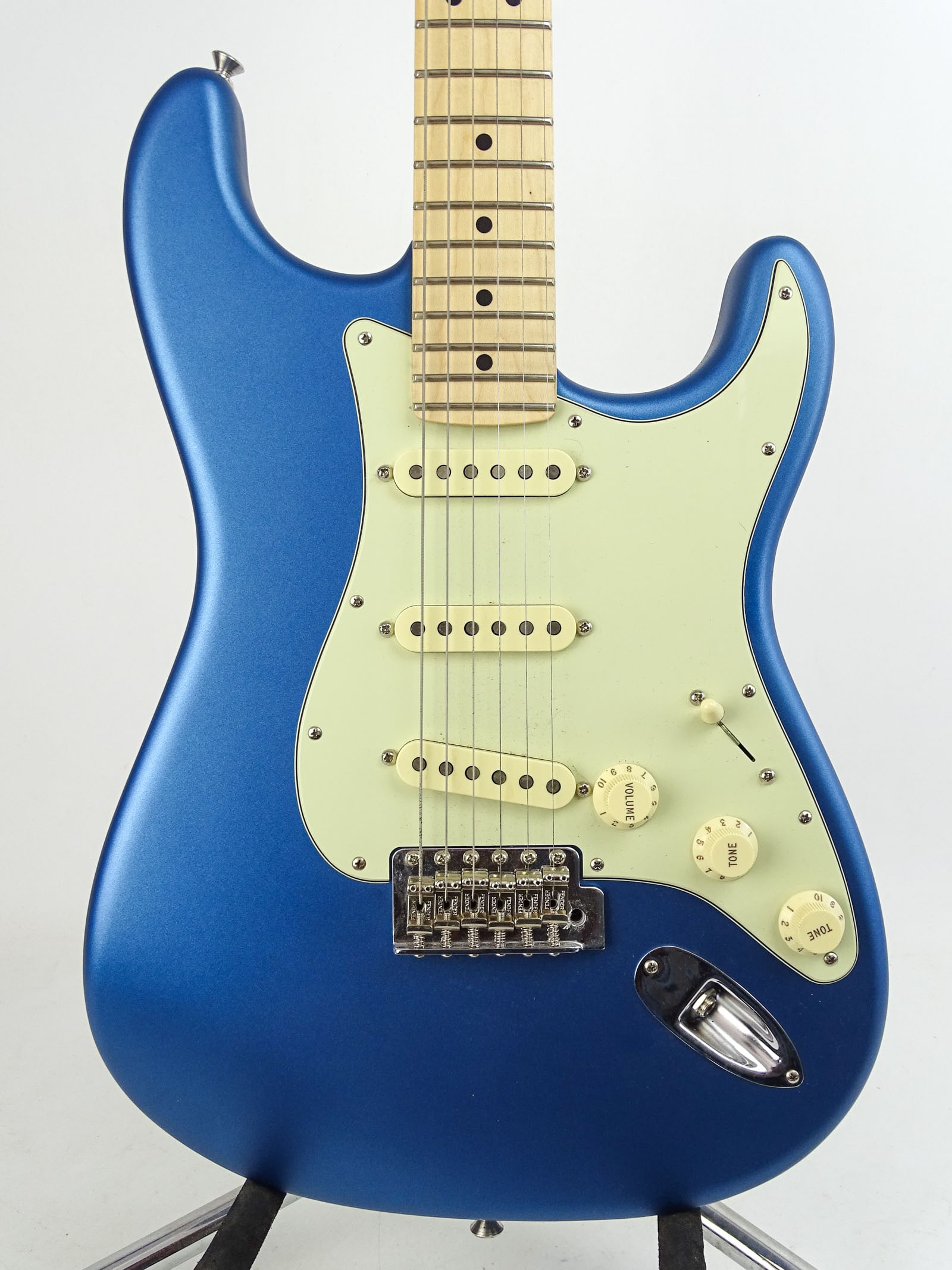 Fender Stratocaster Guitar - 4
