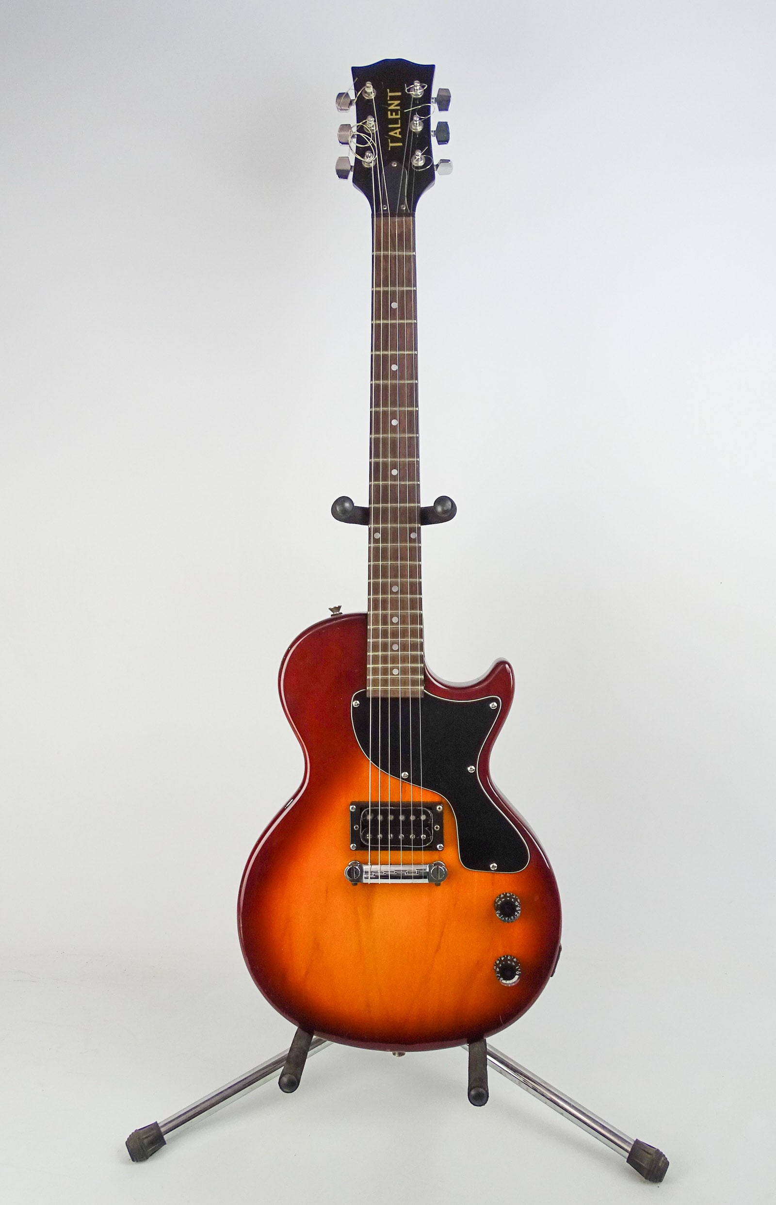 Gibson/Baldwin Guitar (1 of 14)