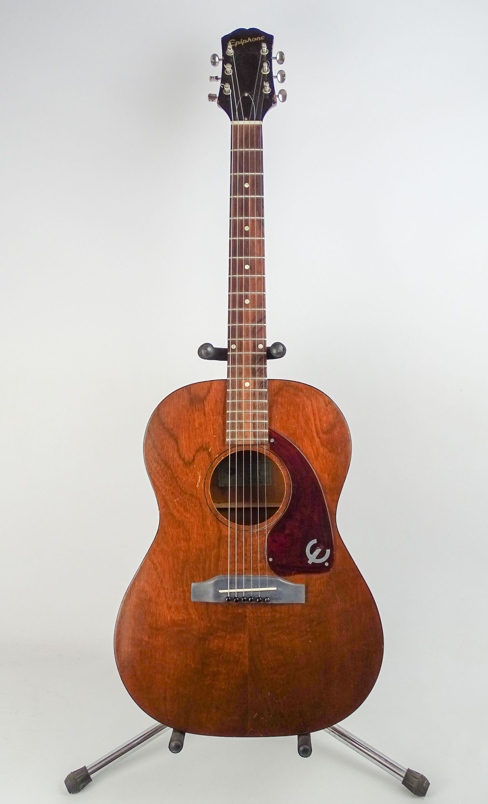 Epiphone Acoustic Guitar: 1959 Epiphone FT30 Caballero acoustic guitar. SN#99014. Made in Kalamazoo Michigan (Gibson Factory). With case. 40" L..