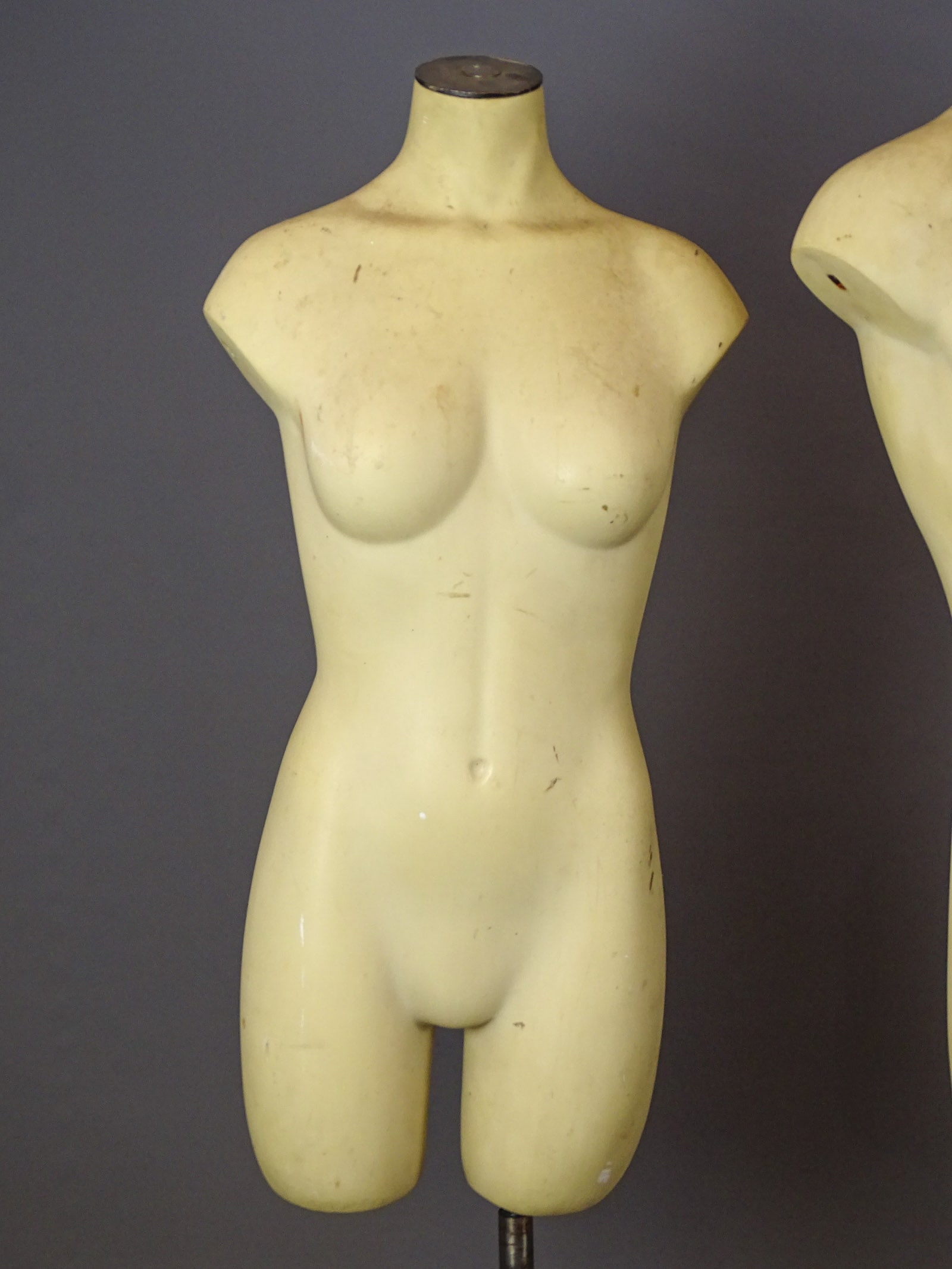 Mannequins - 3