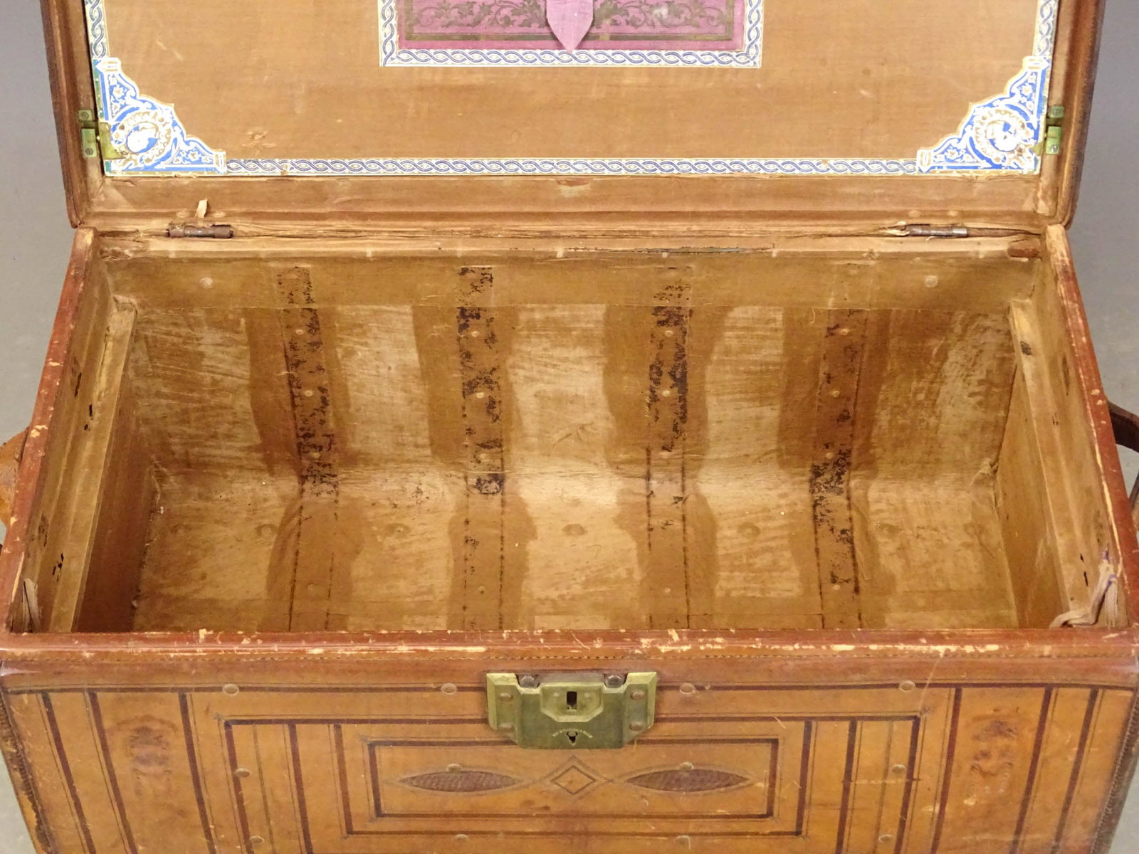 19th c. Trunk - 6