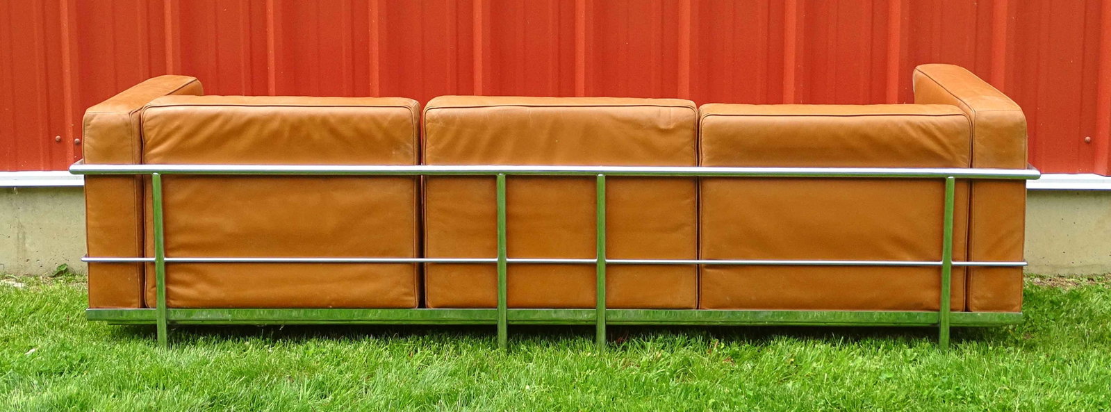 Le Corbusier Mid Century Sofa - 4