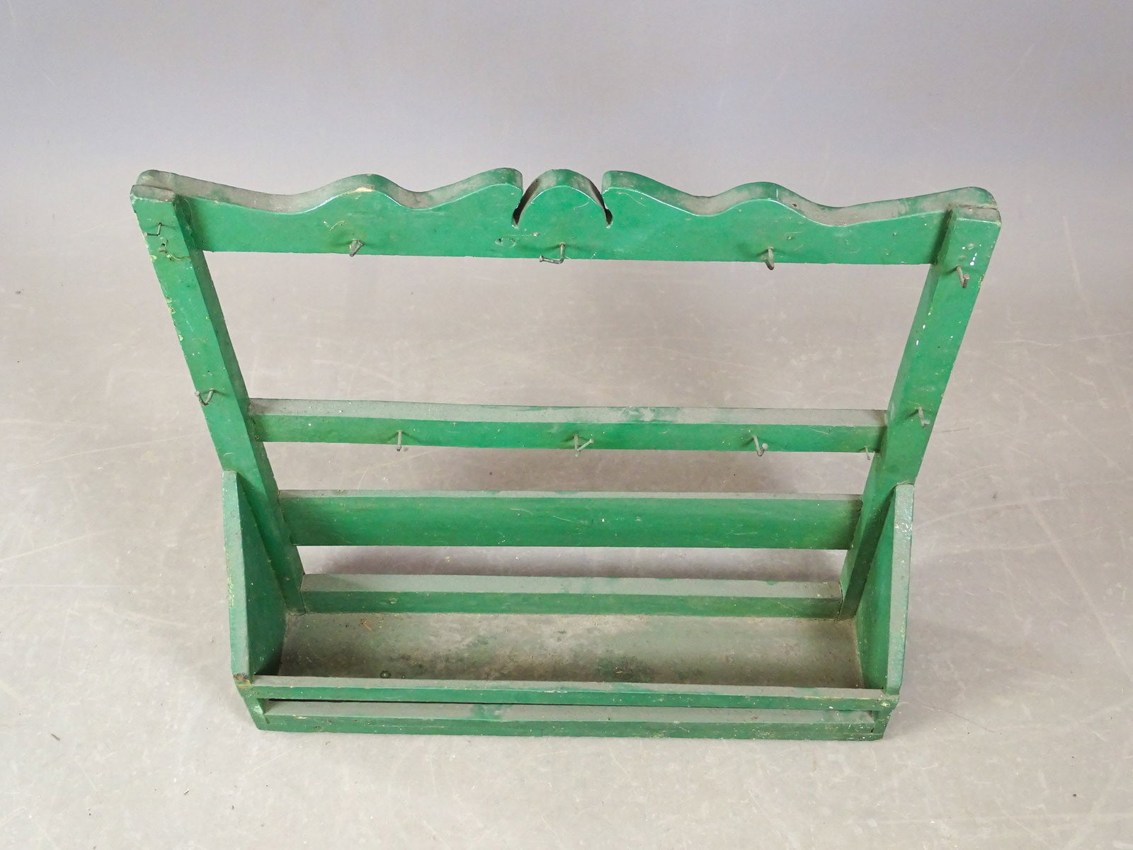 19th c. Wall Rack - 2