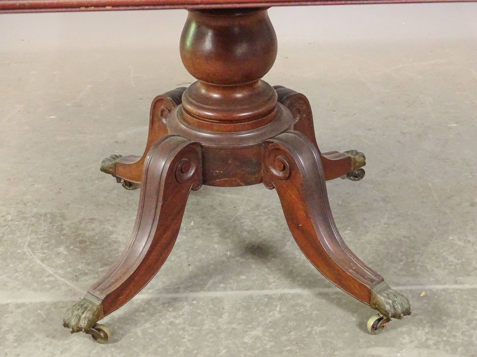 19th c. Boston Dropleaf Table - 5