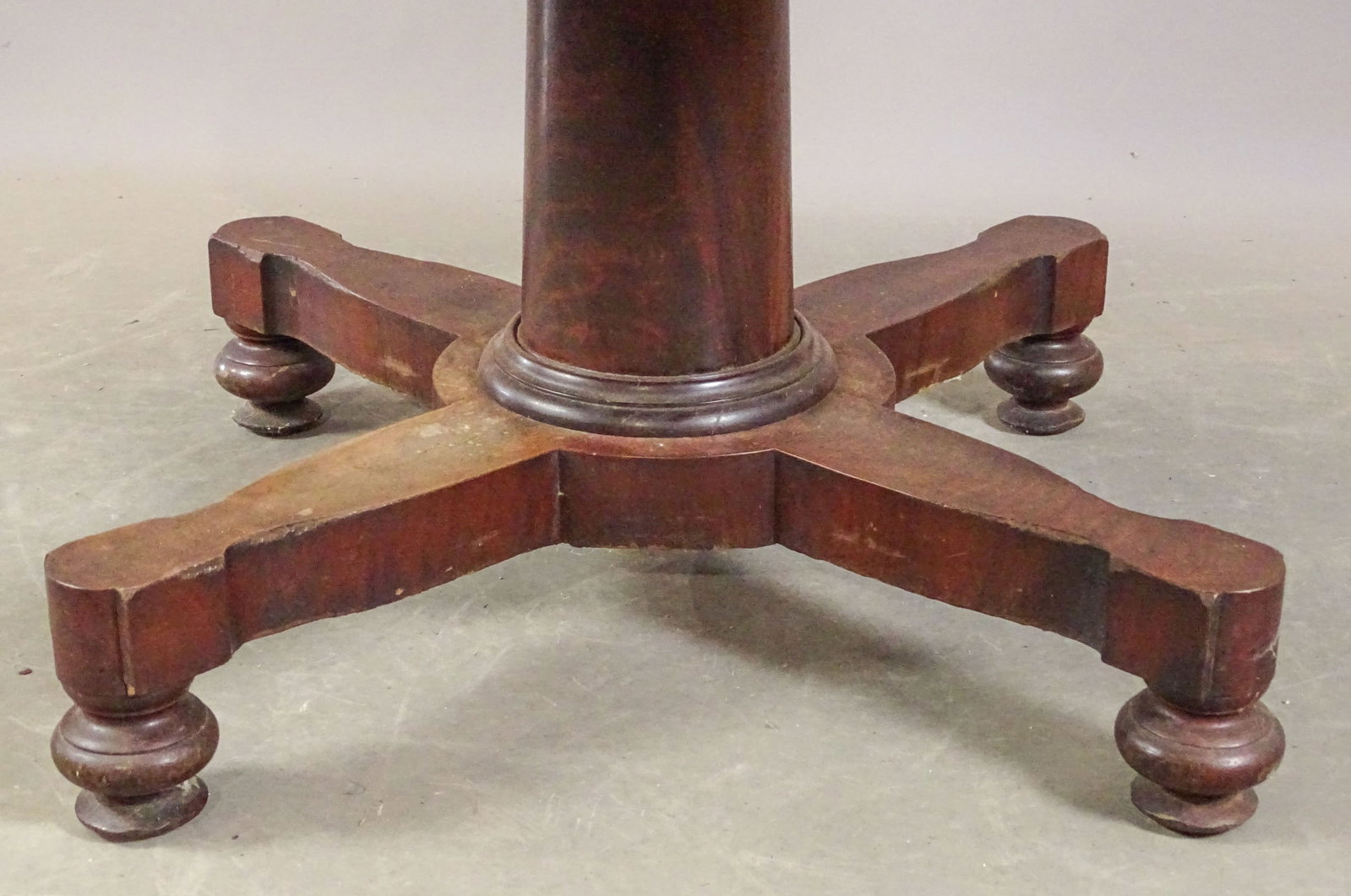 19th c. Drum Table - 2
