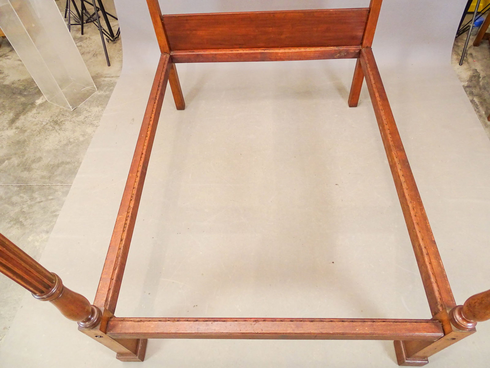 19th c. Classical Mahogany Bed - 5