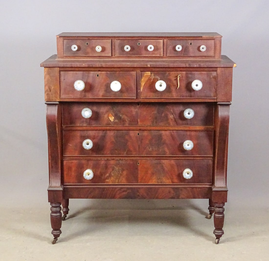 19th c. Mahogany Chest of Drawers (1 of 8)