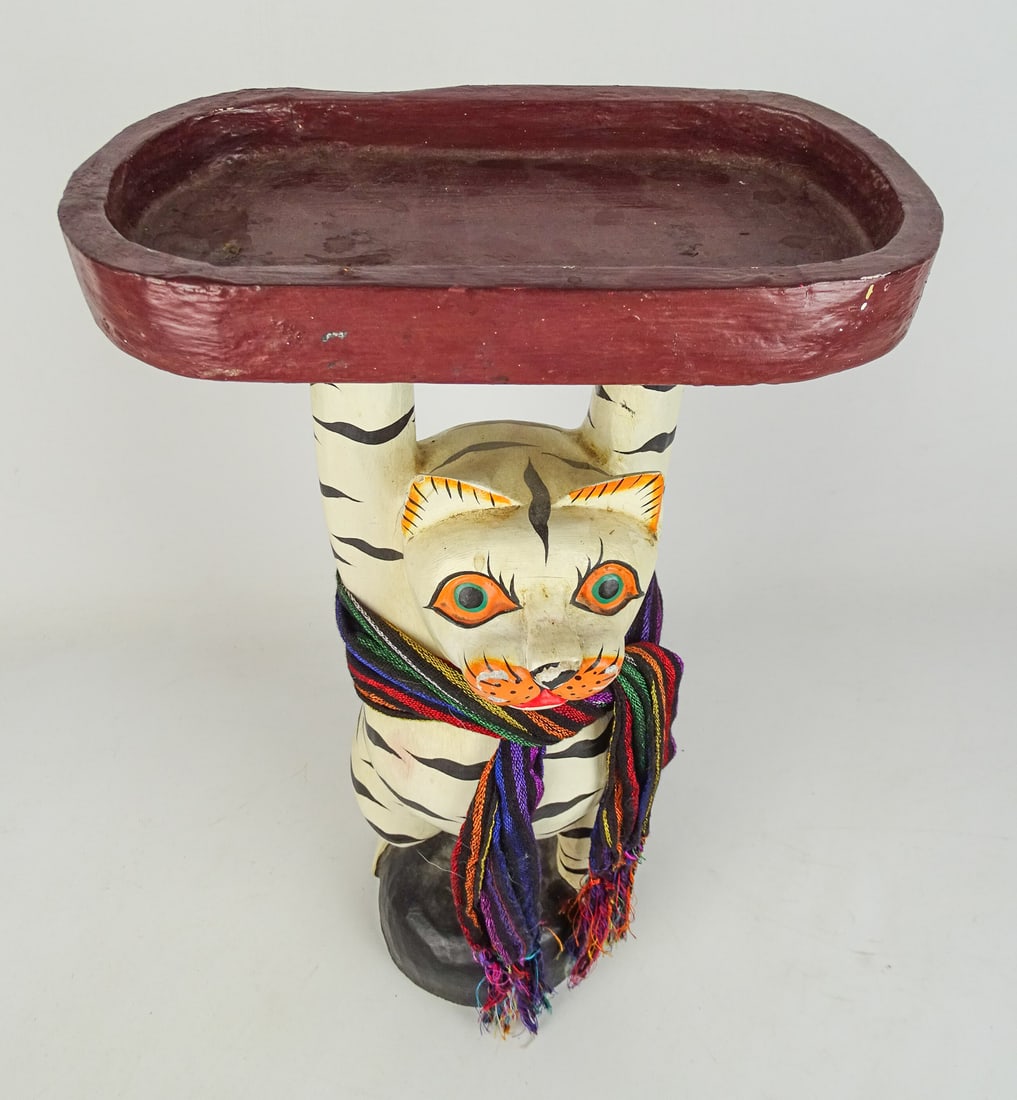 Folk Art Cat Stand - 2