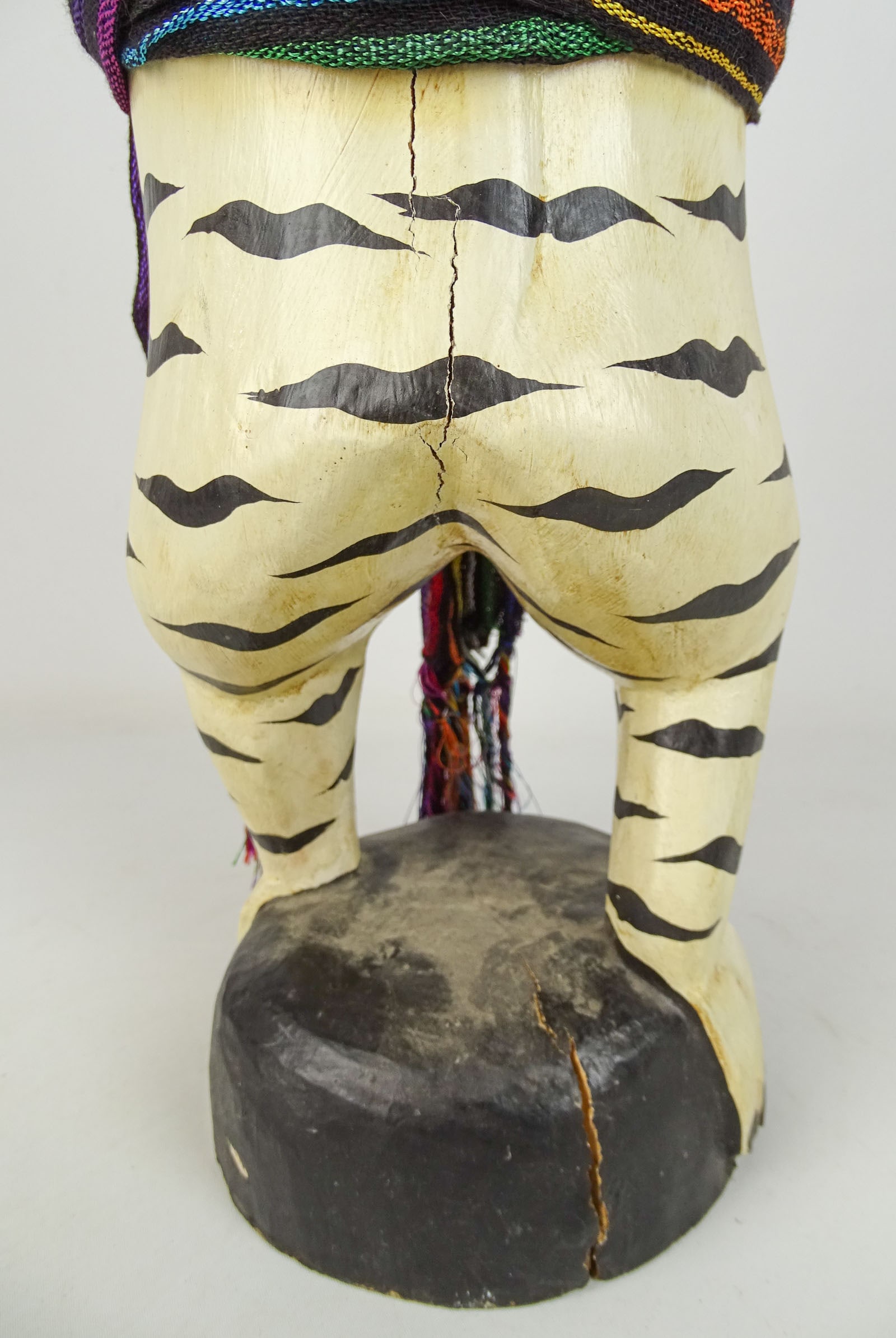 Folk Art Cat Stand - 7