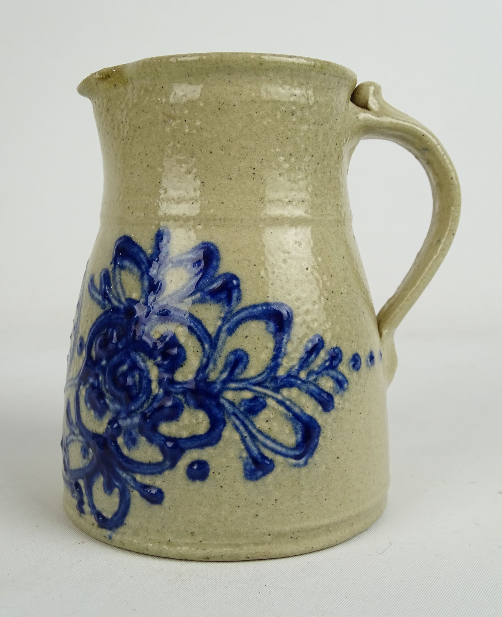 Stoneware Lot - 6
