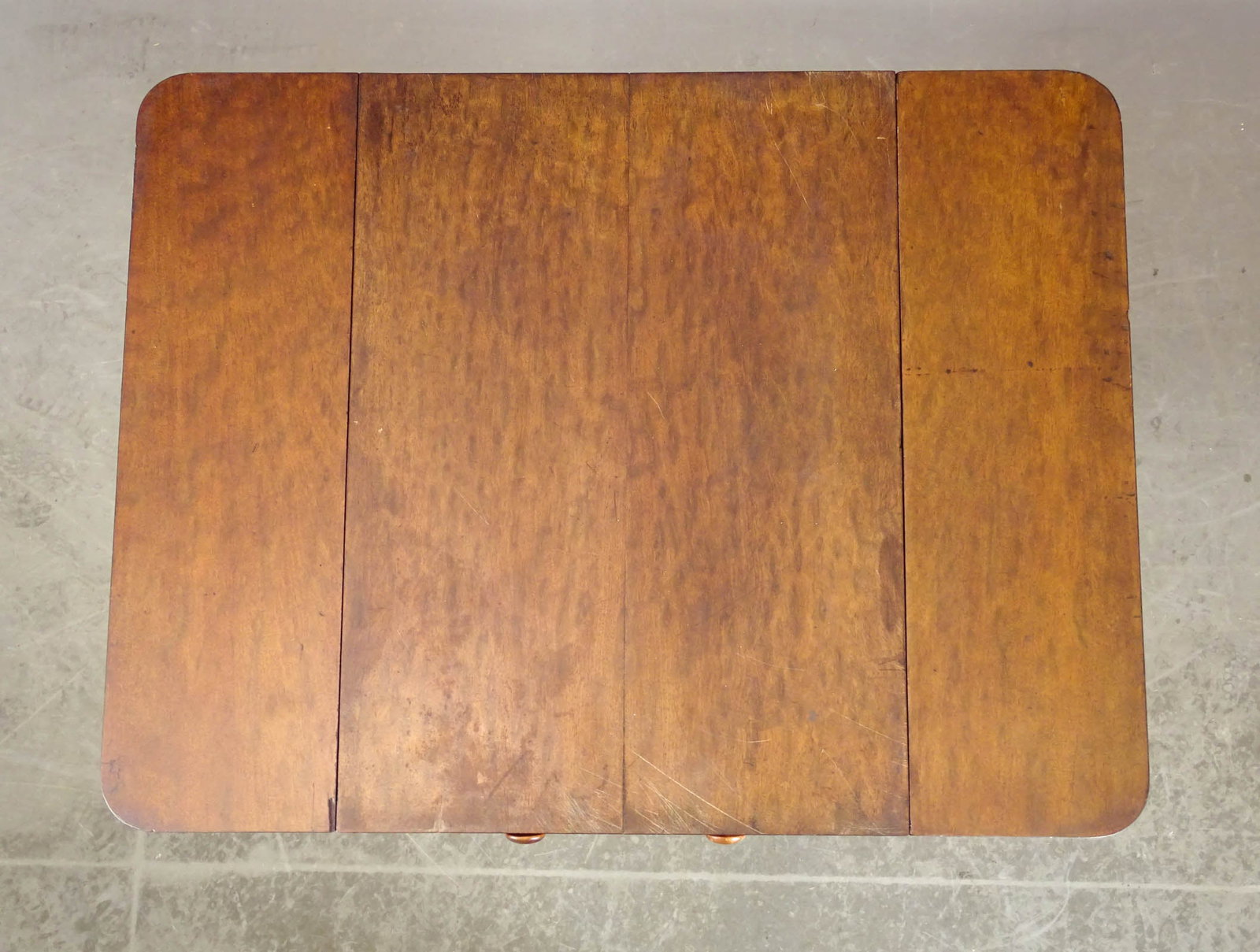 19th c. Classical Sewing Stand - 6