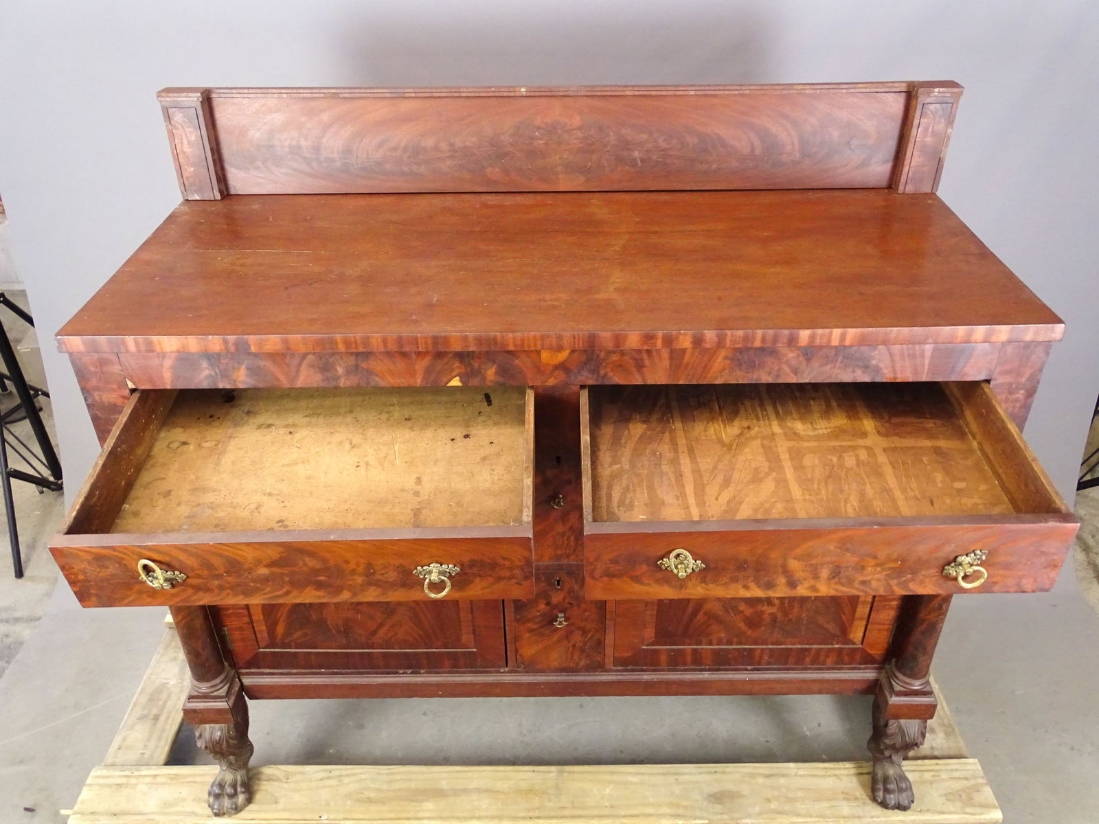 19th c. Classical New York Sideboard - 4