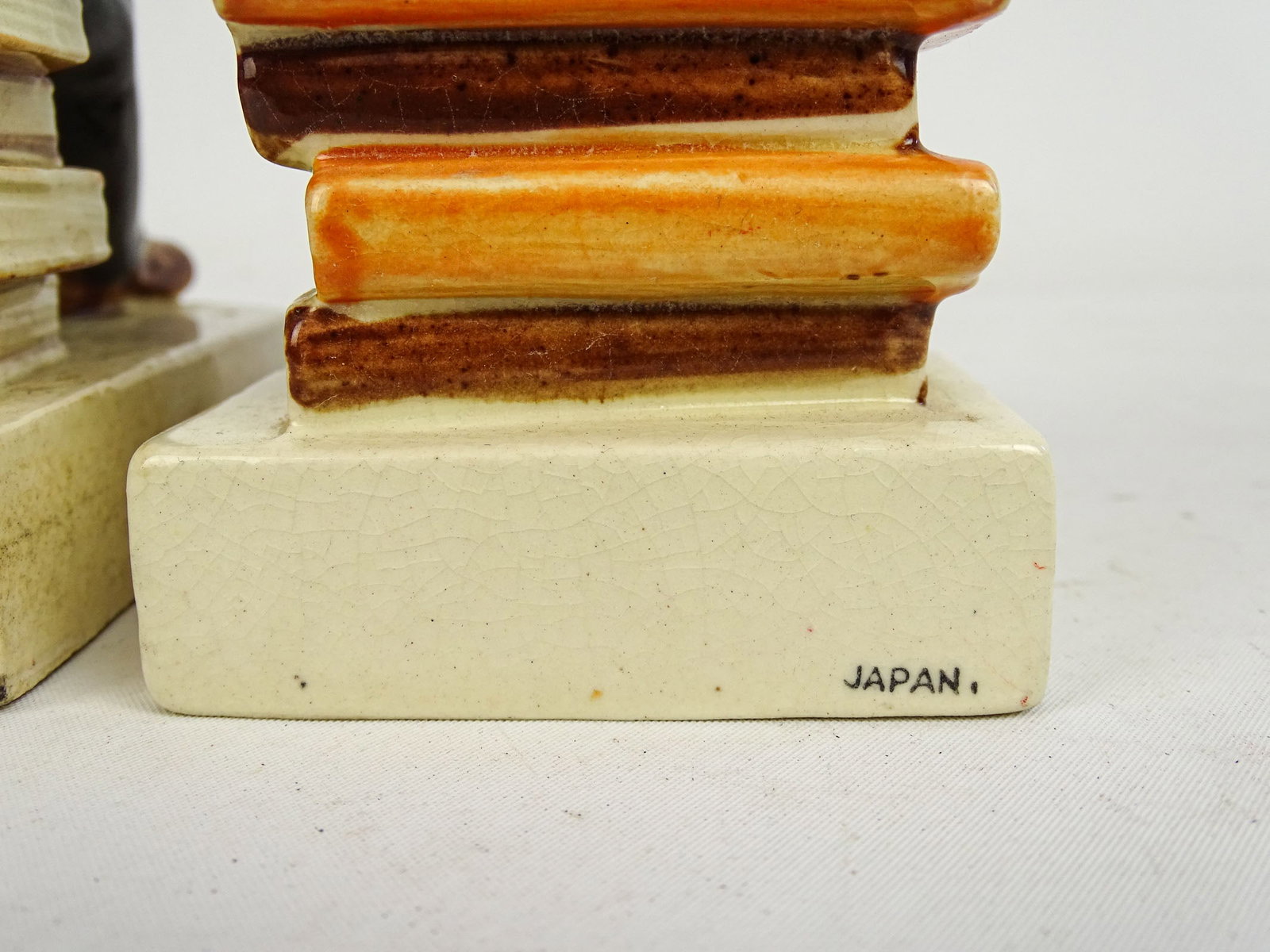 Pair Ceramic Bookends - 3