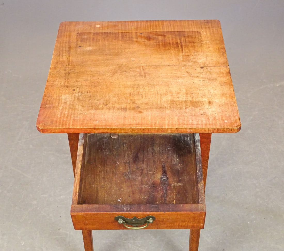 19th c. Stand - 2