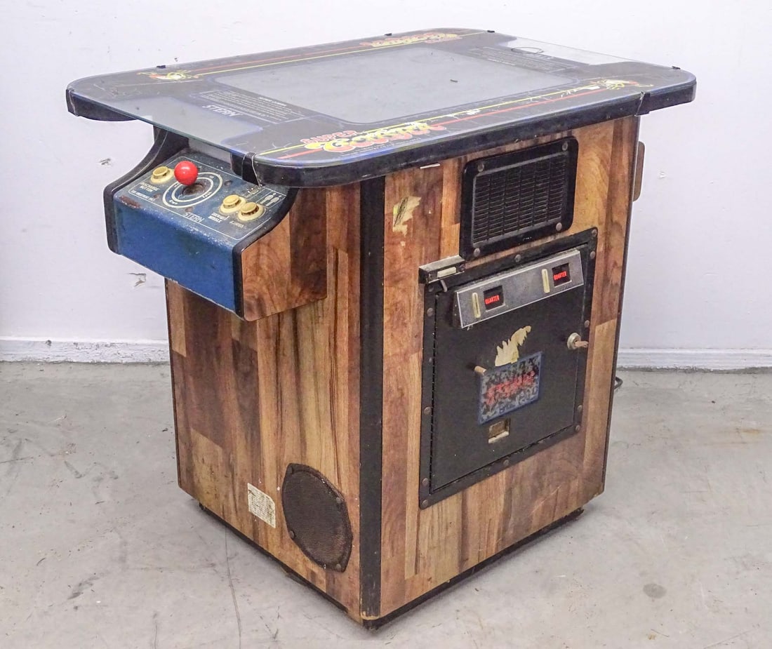 Arcade Game (1 of 12)