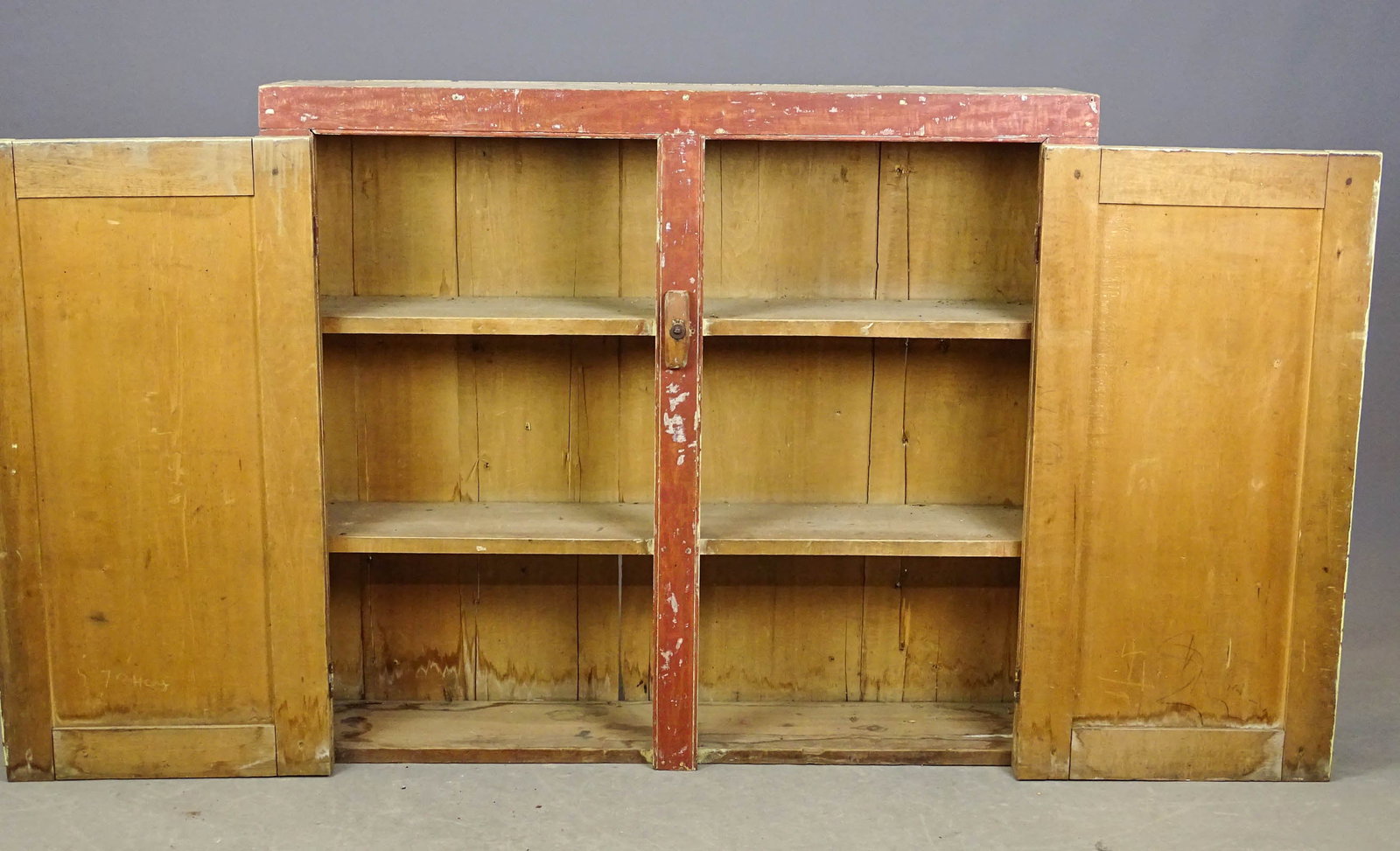 19th c. Cupboard - 3