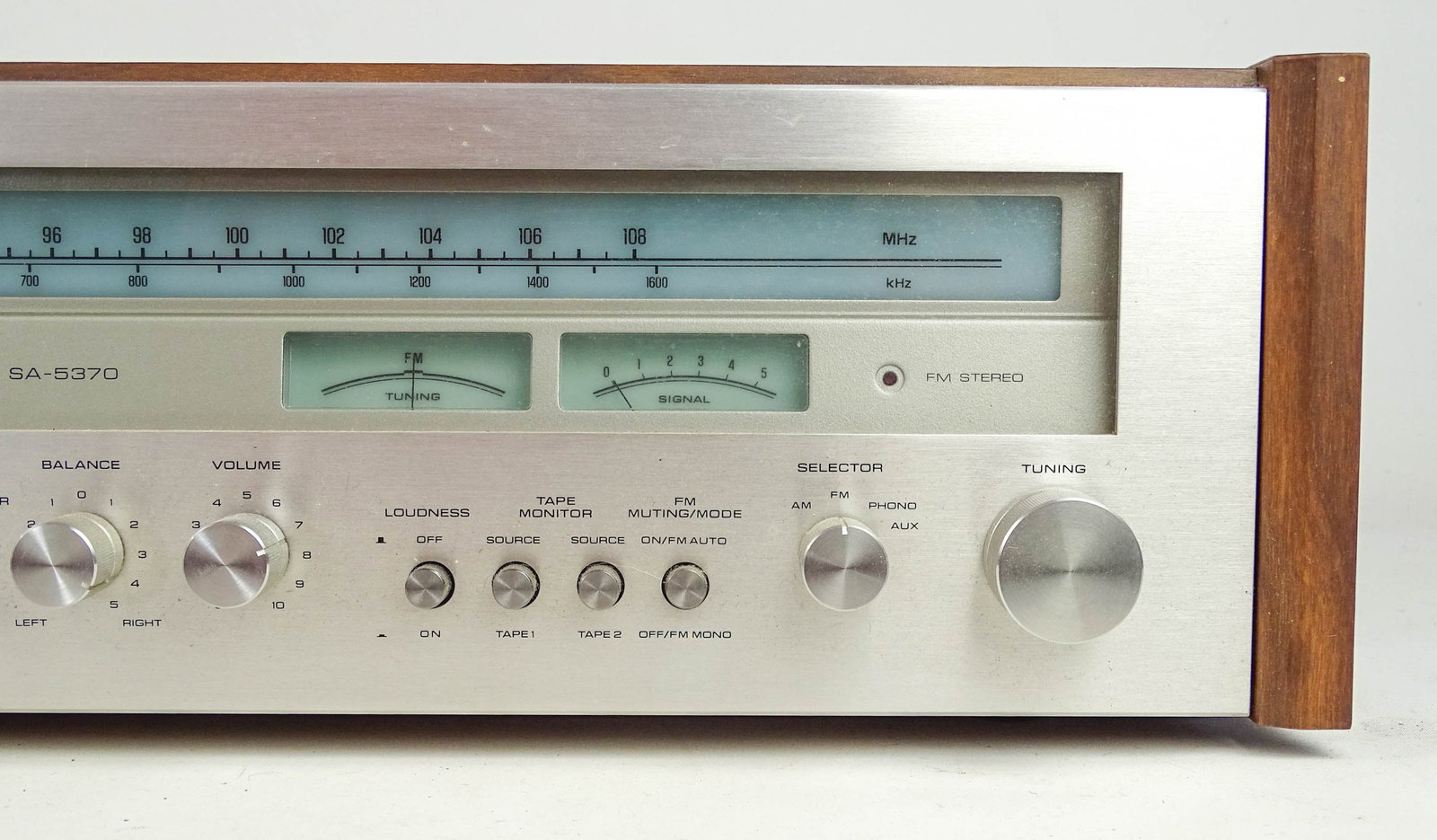 Technics Receiver - 3