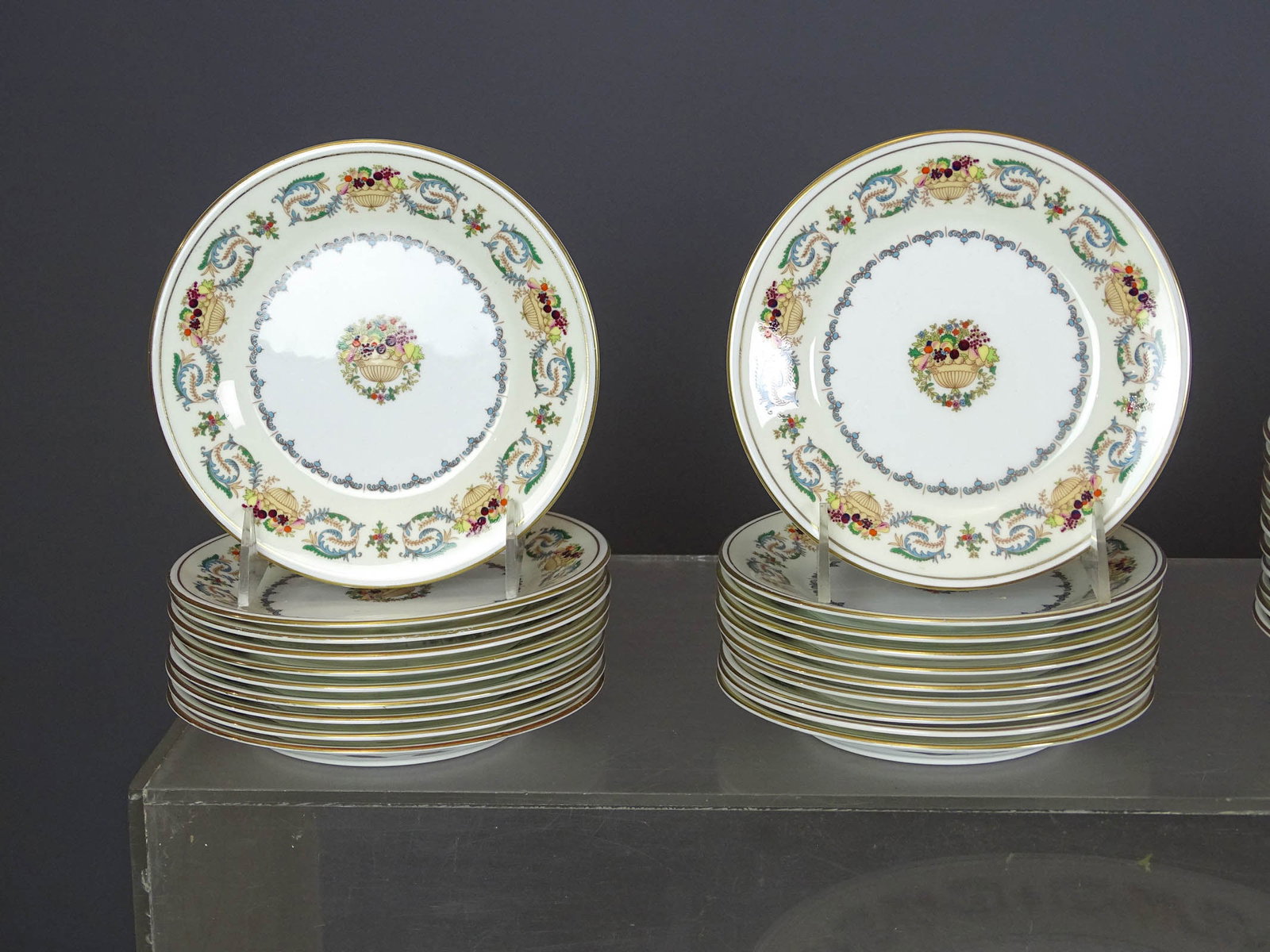 Aynsley Dinner Service - 7