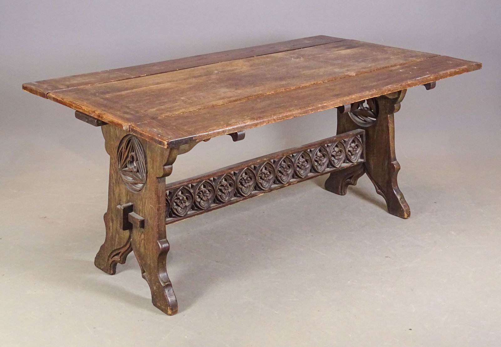 Refractory Table - 2