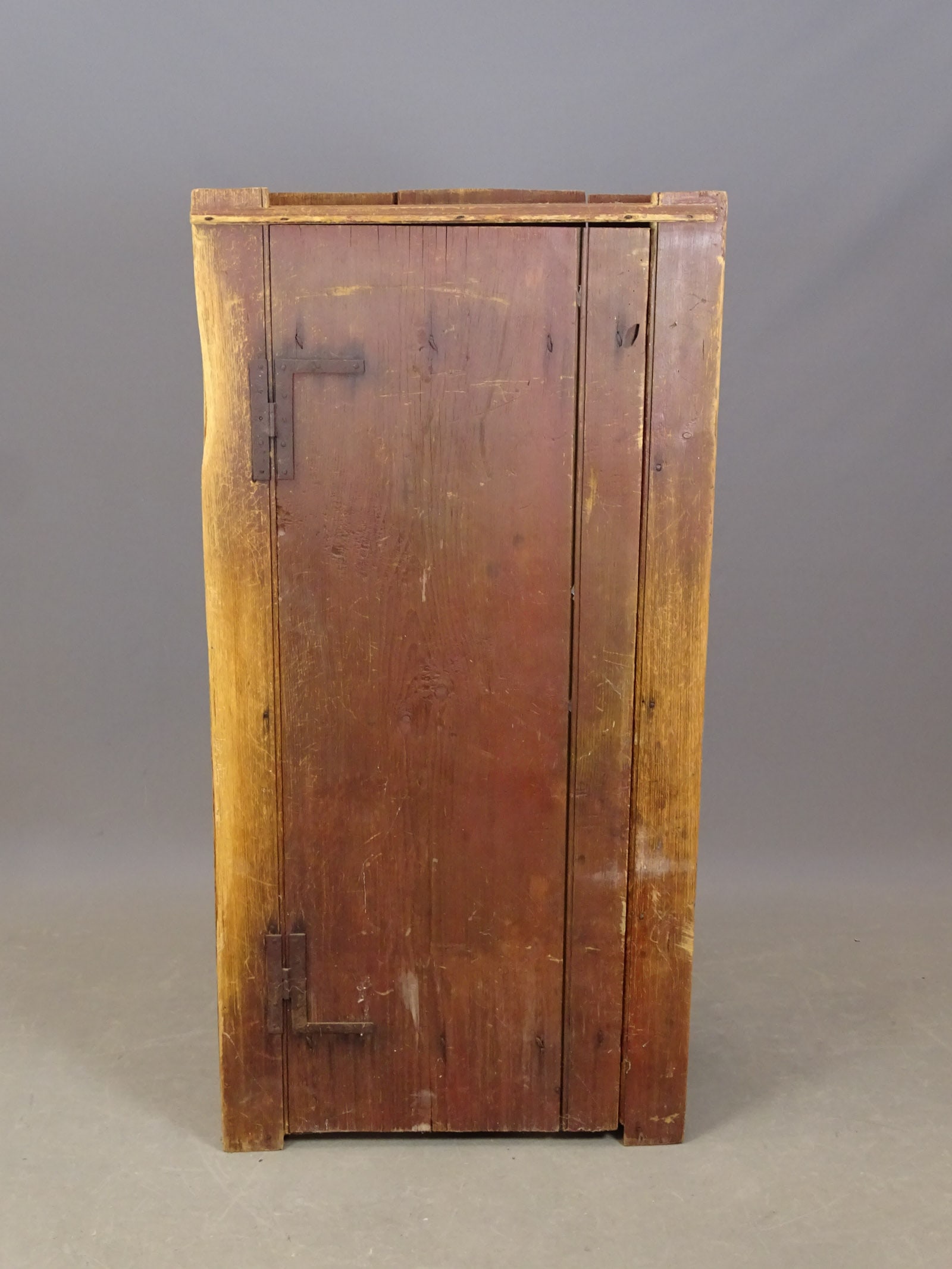 19th c. Single Door Cupboard - 2