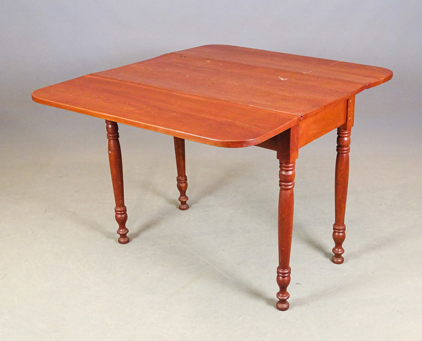 19th c. Dropleaf Table - 2