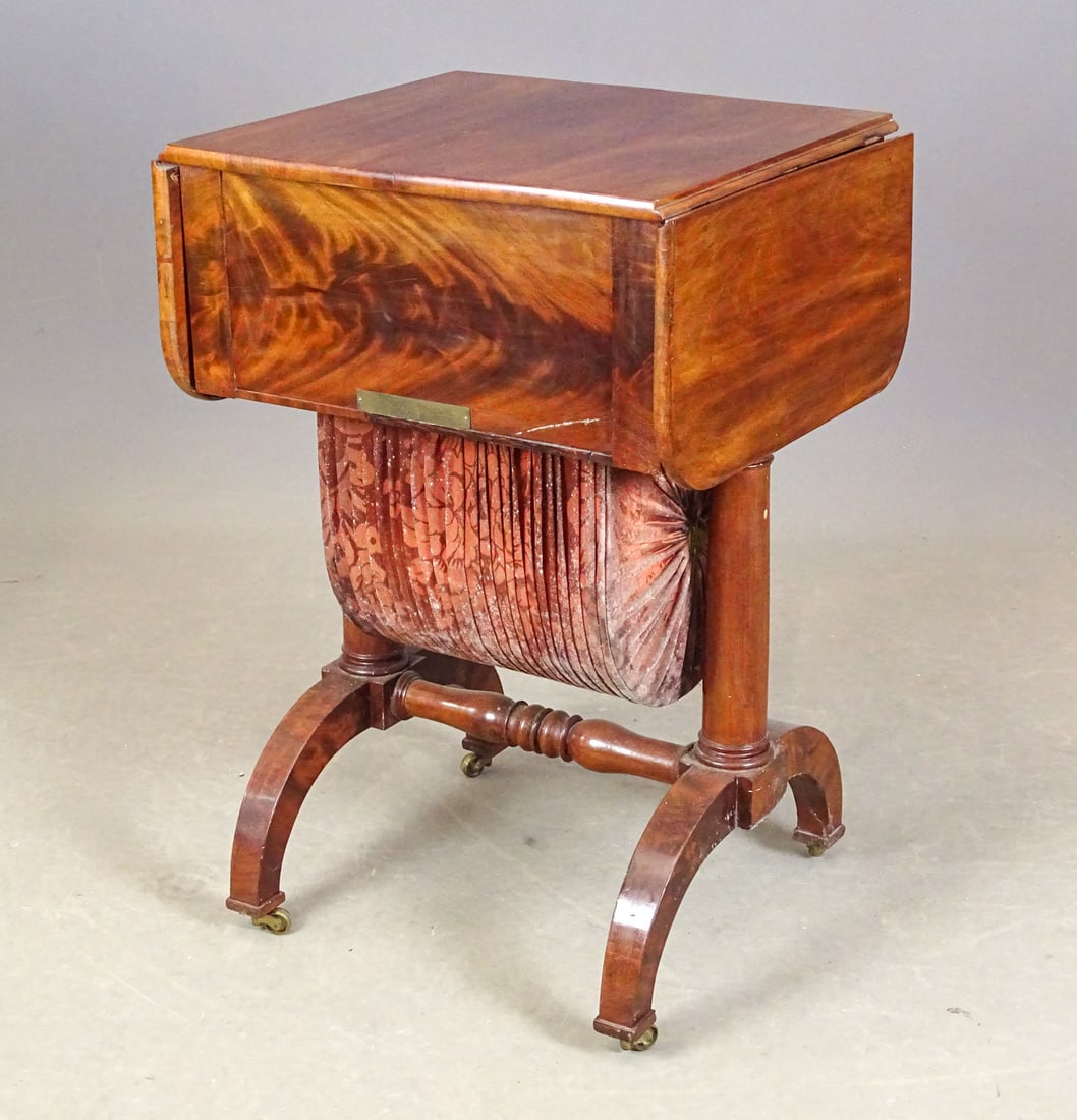 19th c. Classical Sewing Stand - 5