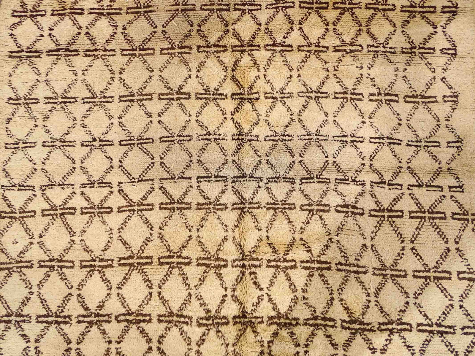 Roomsize Wool Rug - 3