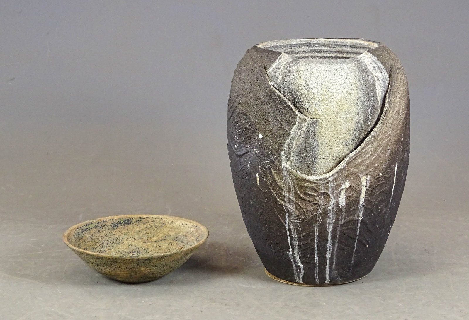 Pottery Fountain Lot: Lot including pottery fountain (with plug), 12" D., 18 1/2" Ht., along with pottery bowl (10" D., 3 1/2" Ht.).