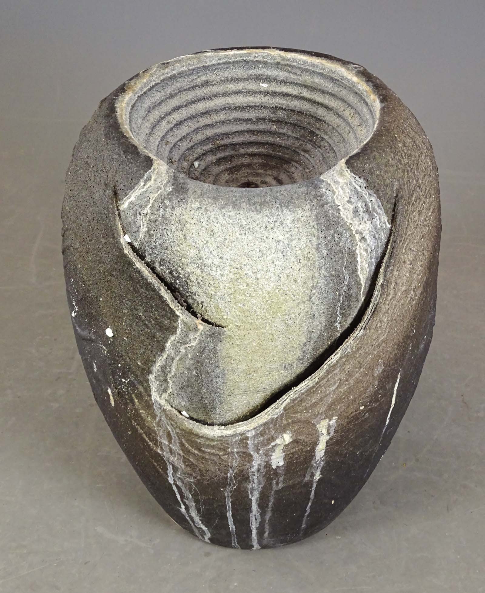 Pottery Fountain Lot - 4