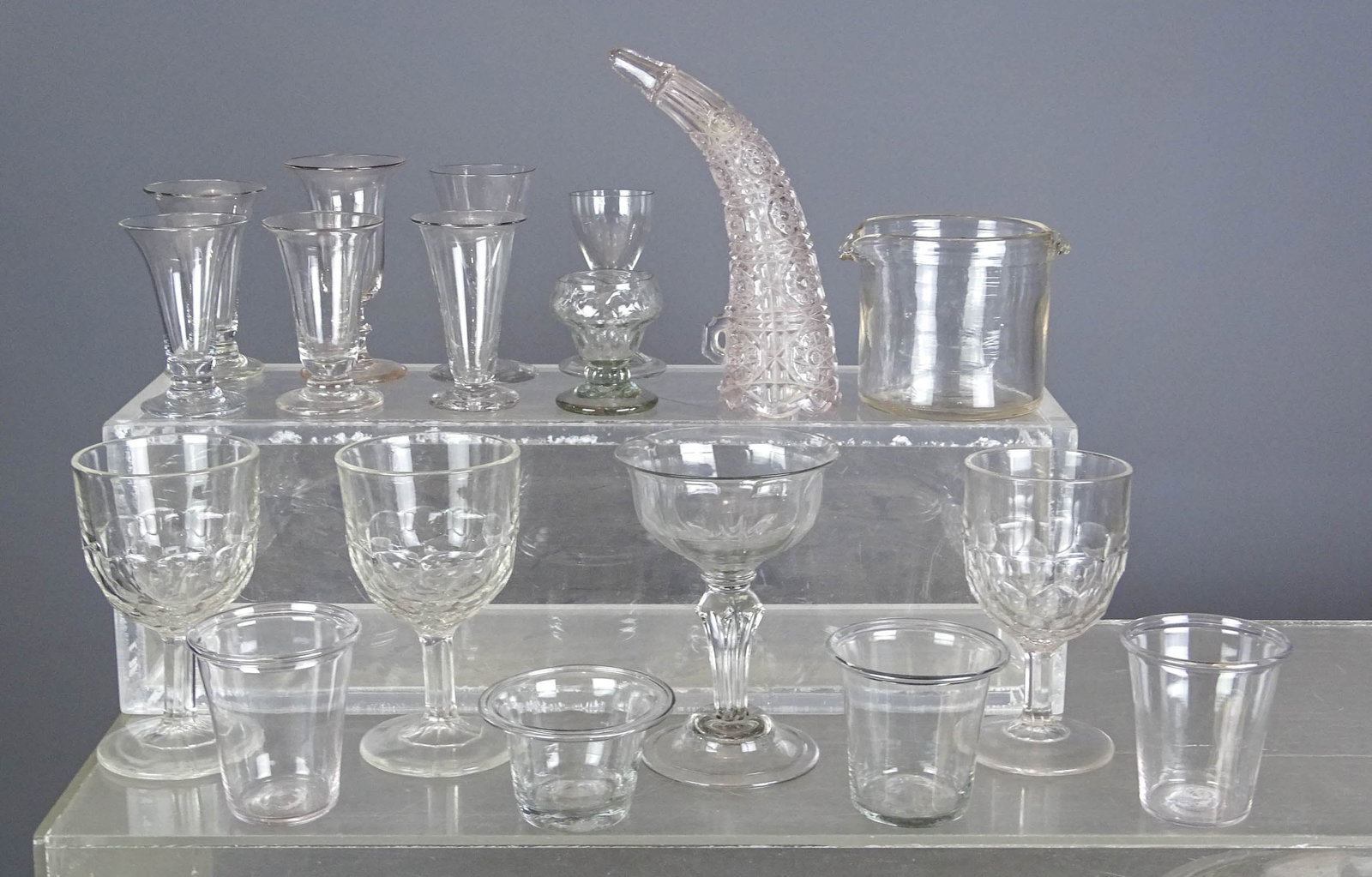 Early Glassware Lot - 4