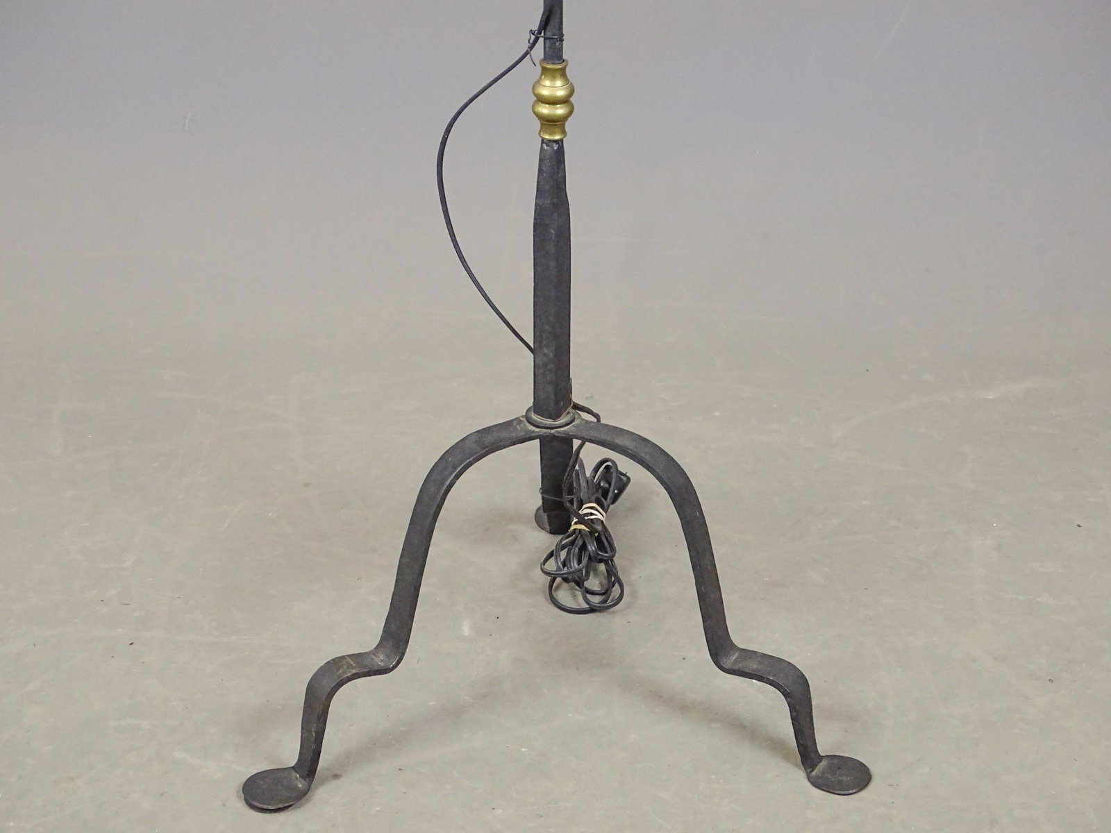 Floor Standard Lamp - 2