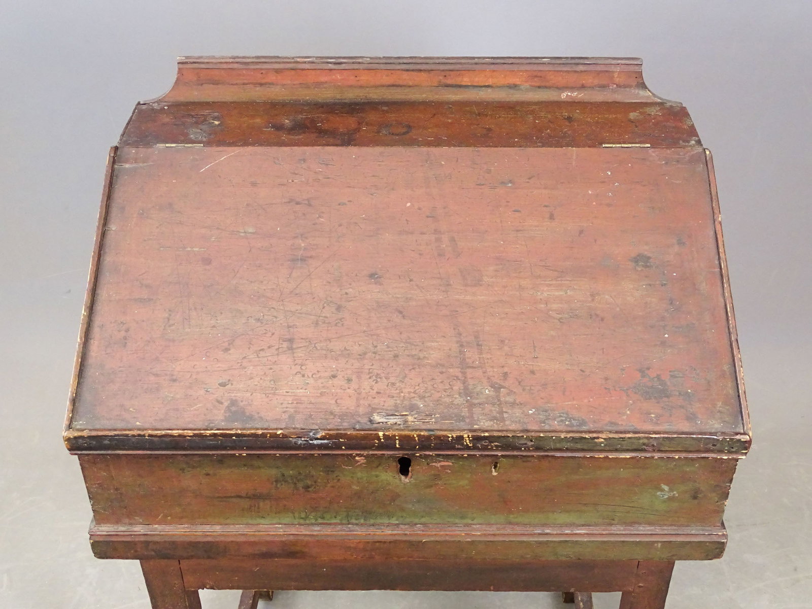18th c. Desk - 2