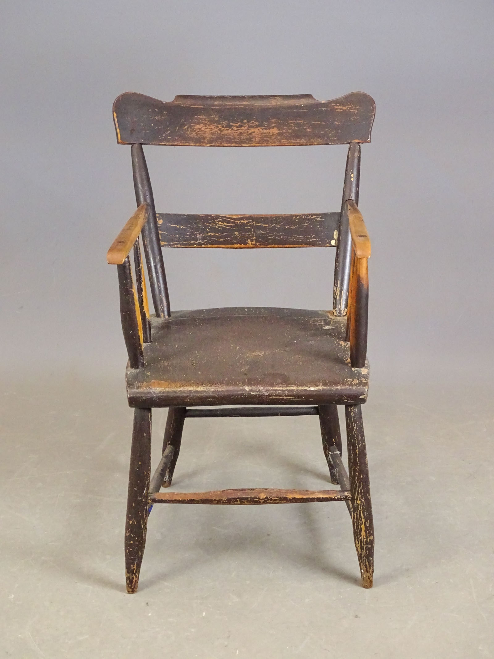19th c. Painted Armchair - 2