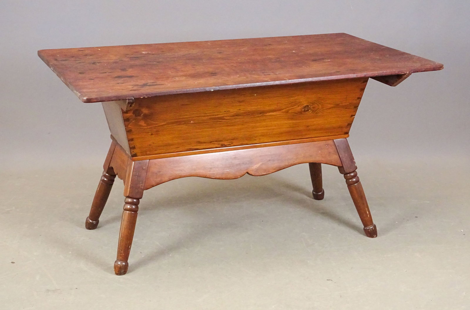 19th c. Dough Box Table - 5