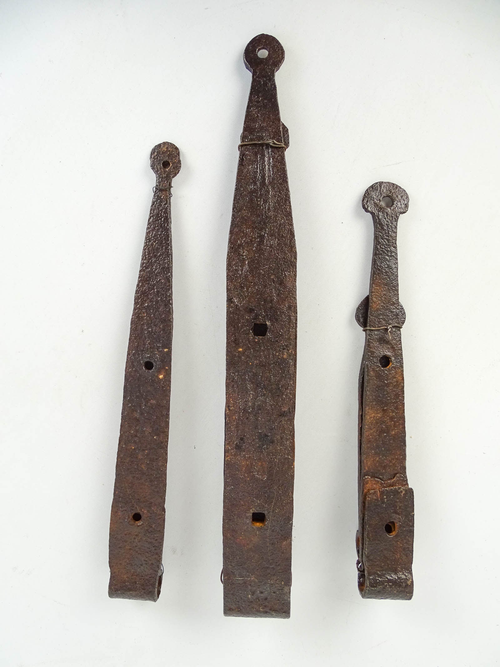 Early Hinges - 3