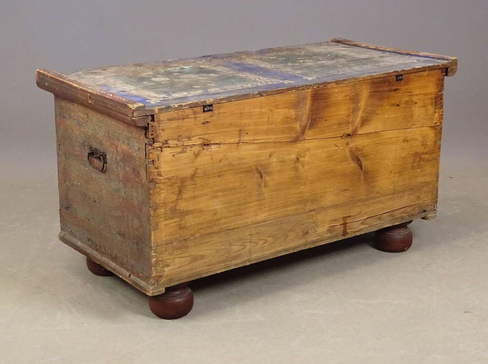 19th c. Continental Blanket Box - 5