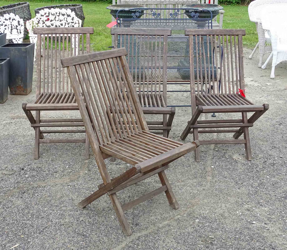 Set of (4) Teak Folding Chairs: Set of (4) teak folding chairs.