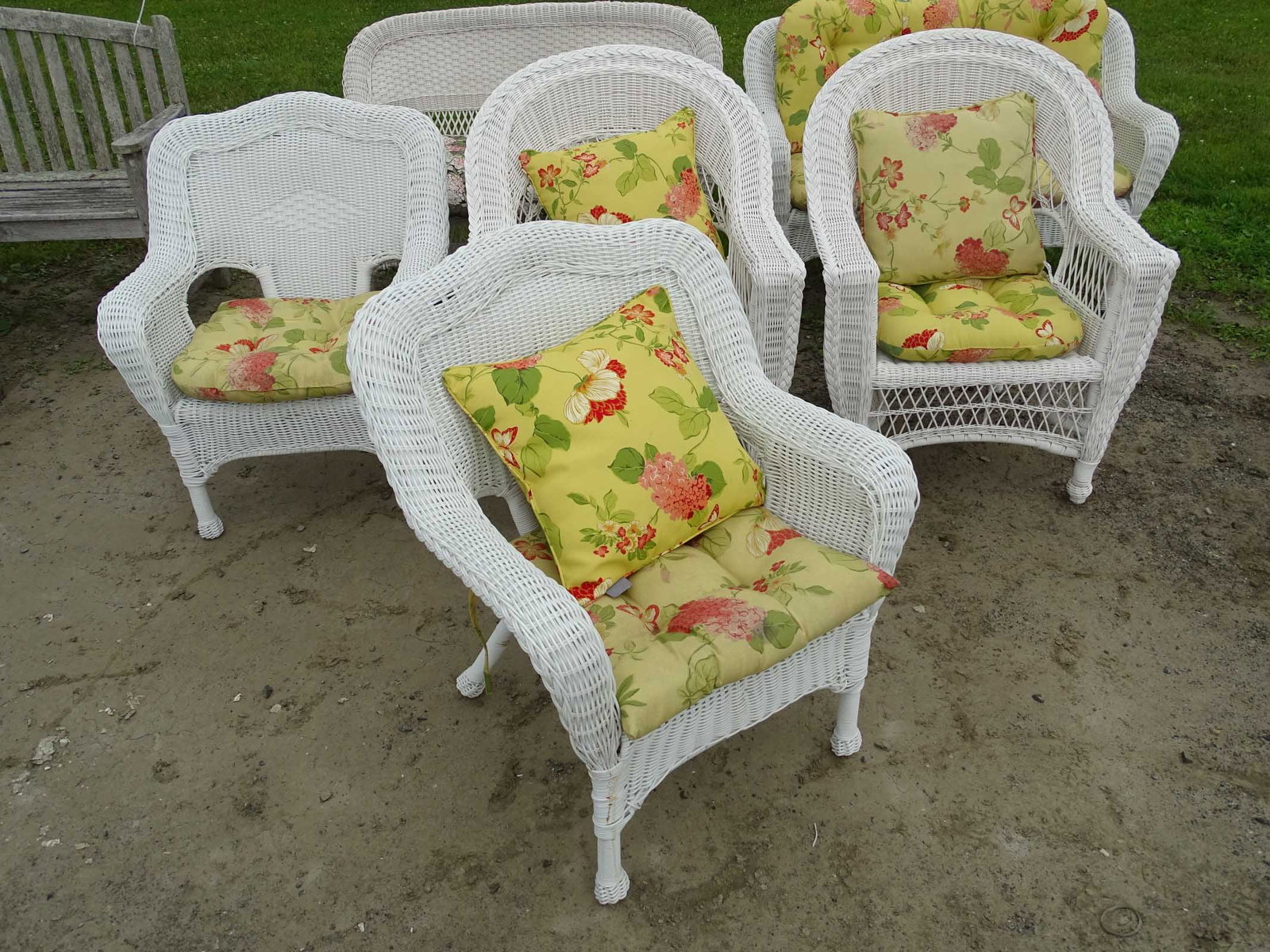 Synthetic Wicker Set - 4