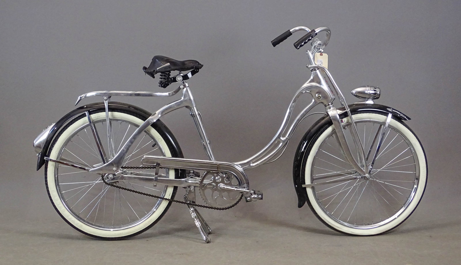 Monark Silver King Wing Bar Bicycle: Monark Silver King Wingbar bicycle. Troxel tool box saddle, pump, rear rack, Delta Hornlite, Persons peddles. 19" frame. Good condition.