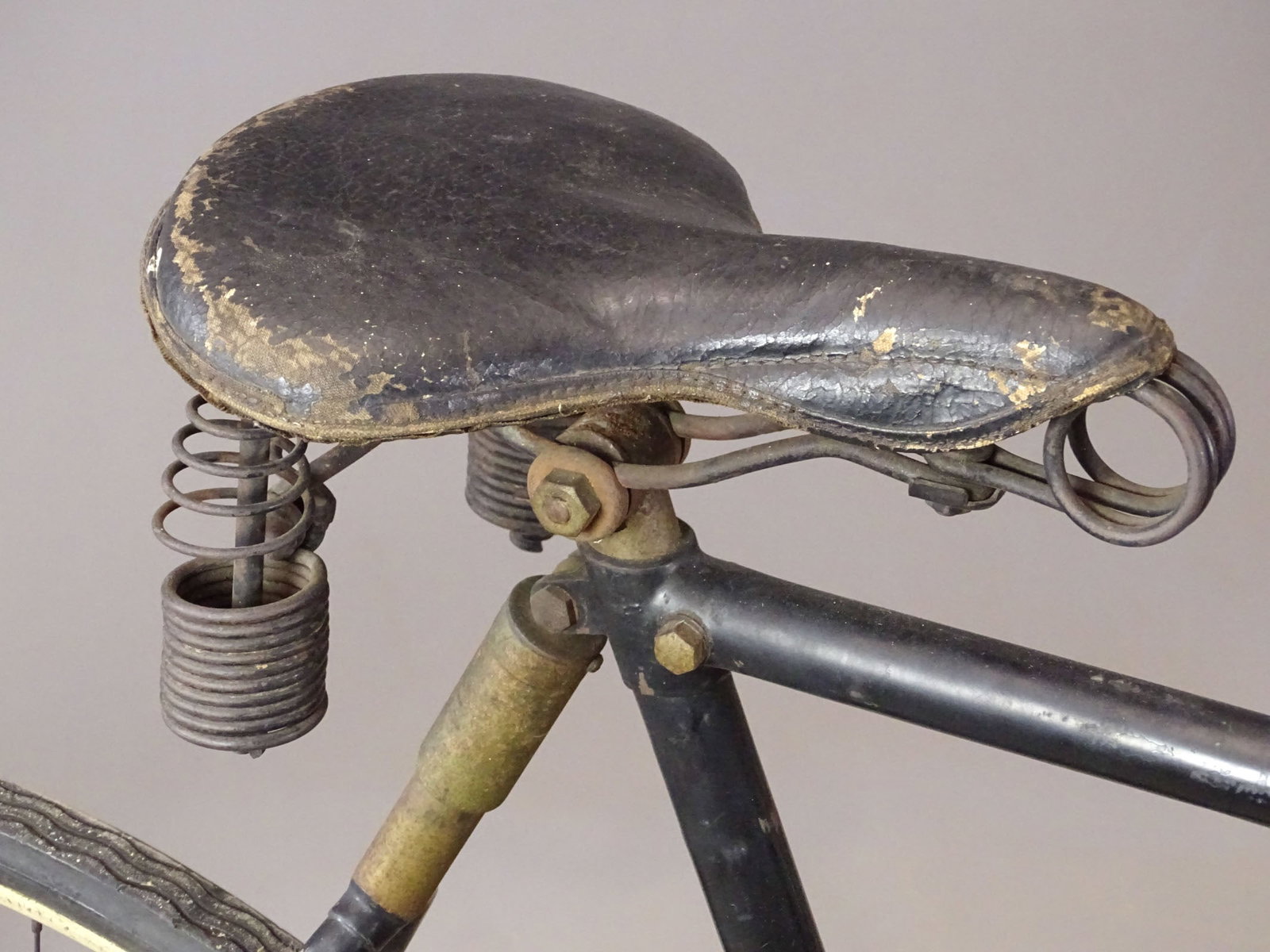 Rambler Chainless Pneumatic Safety Bicycle - 7