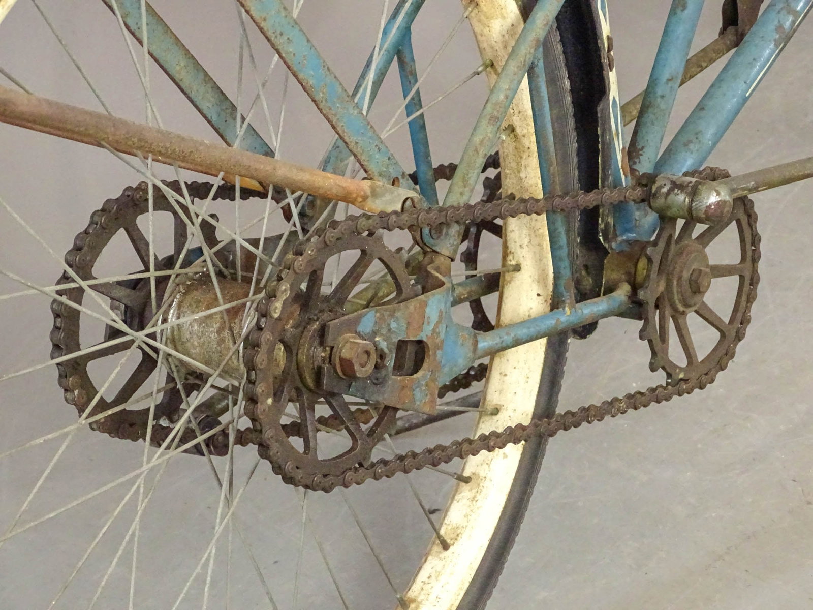 Unusual Geared Bicycle - 3