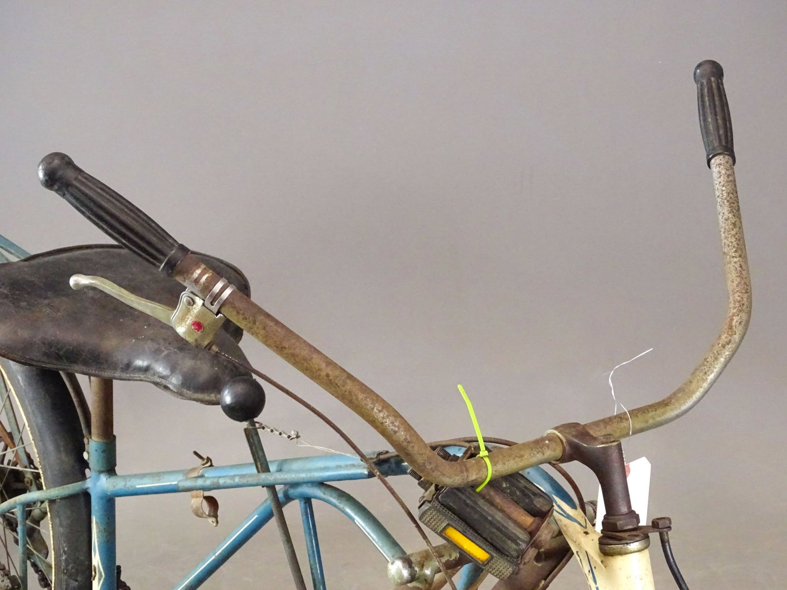 Unusual Geared Bicycle - 9