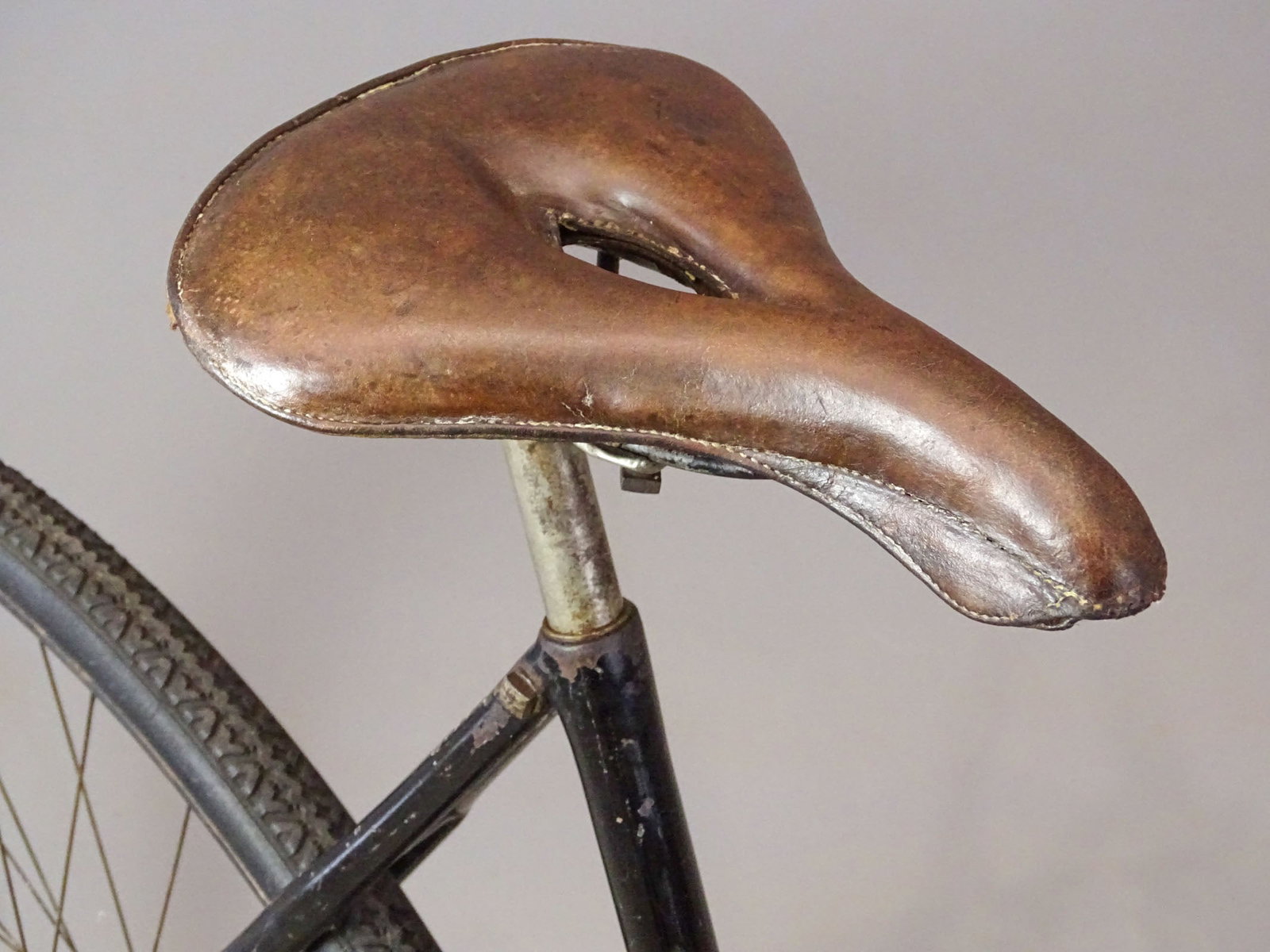 C. 1901 Columbia Model 75 Bicycle - 7