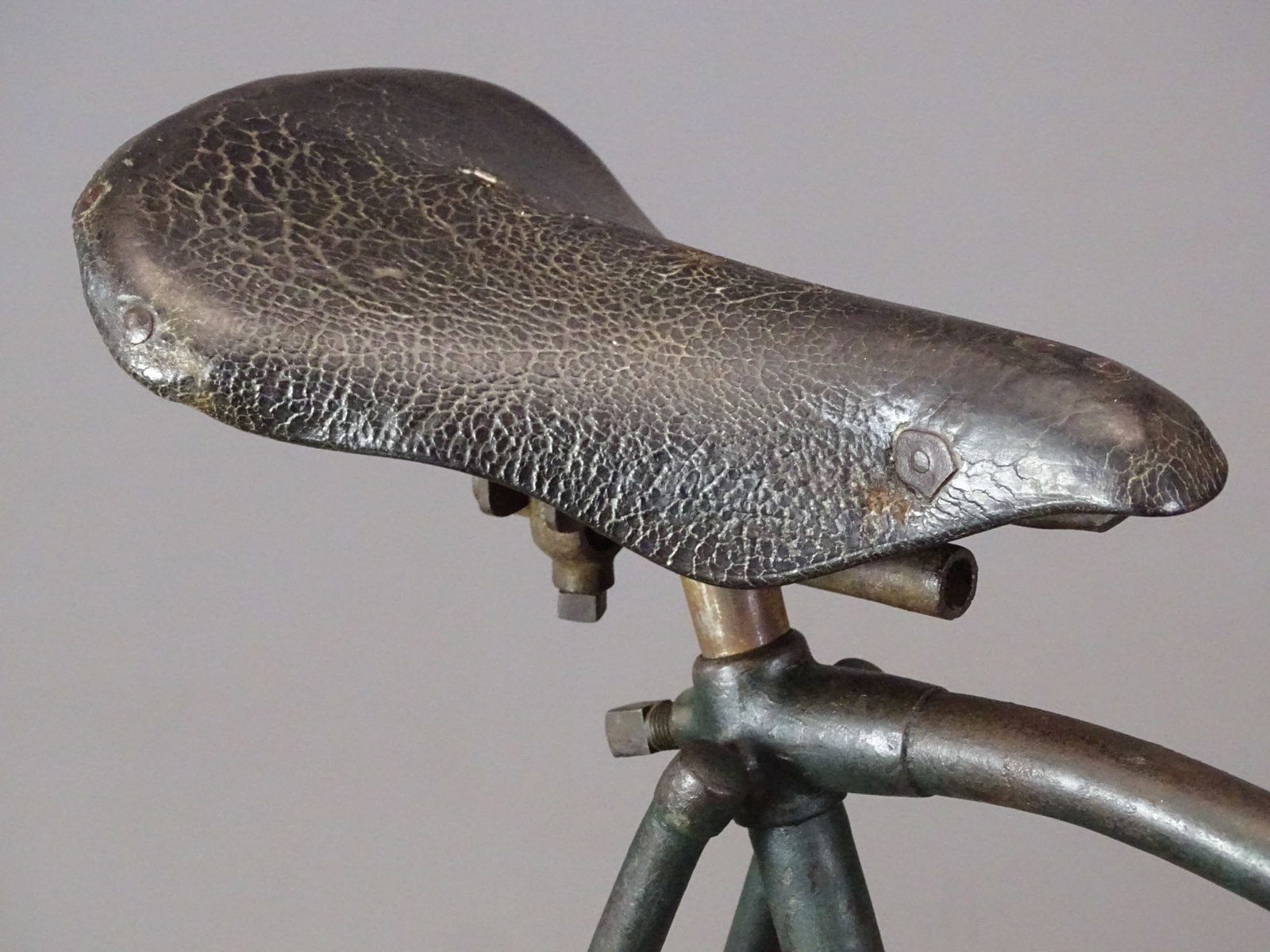 Hickory Pneumatic Safety Bicycle - 8